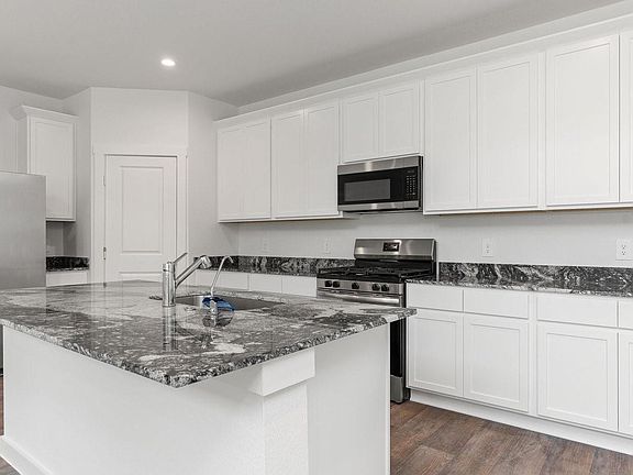5th image of 7847 Sanremo Dr