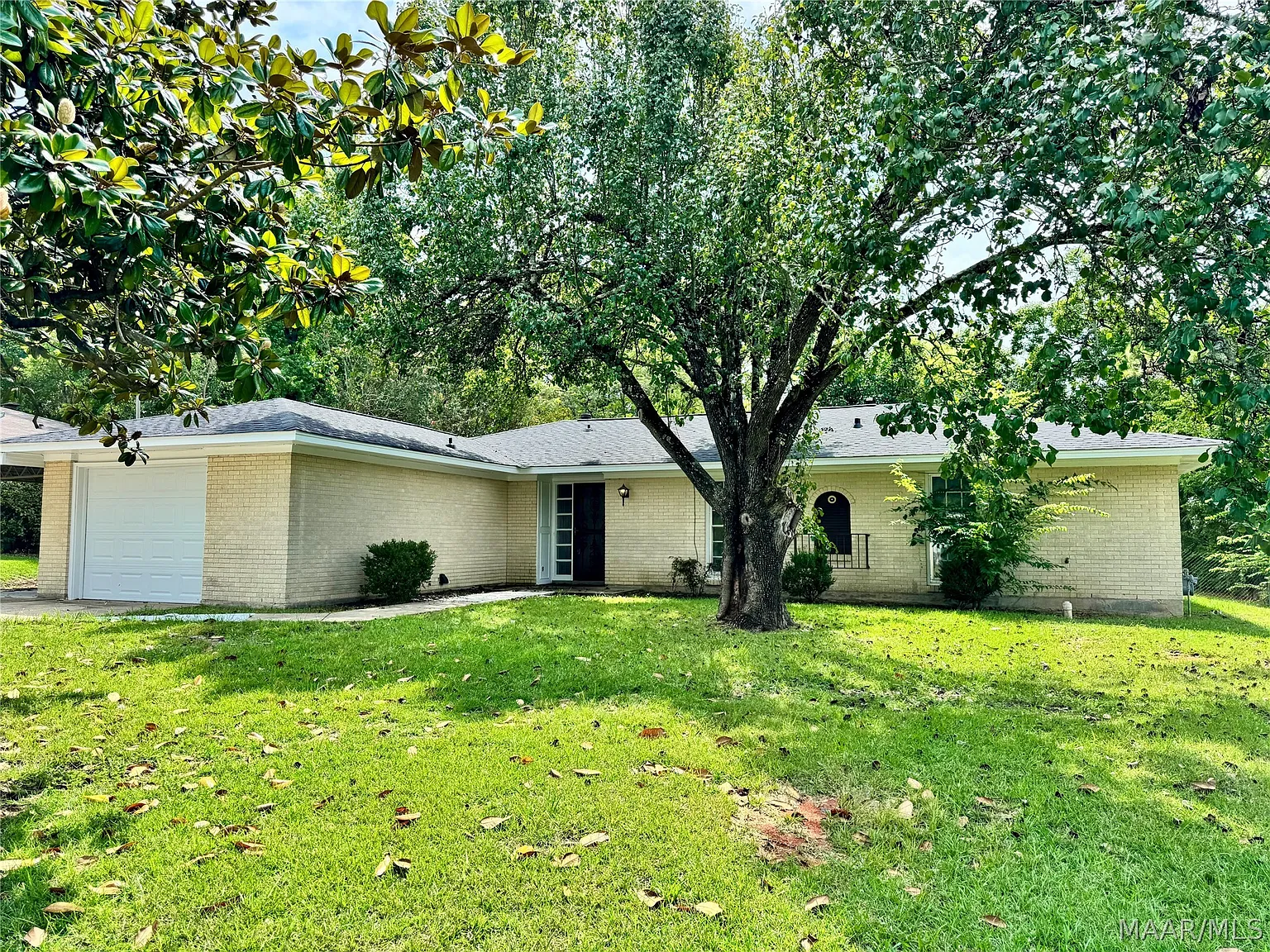 3 bed, 2.0 bath, 1530 sqft, $1,600 — Photo 1