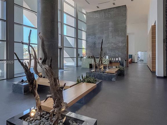 4th image of 888 Biscayne Blvd