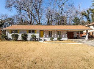 2985 Meadow Lark Dr, East Pt, GA 30344