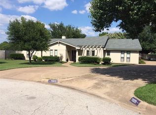 7005 Welch Ct, Fort Worth, TX 76133