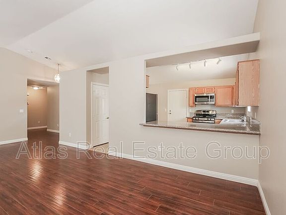 3rd image of 3425 Back Country Dr