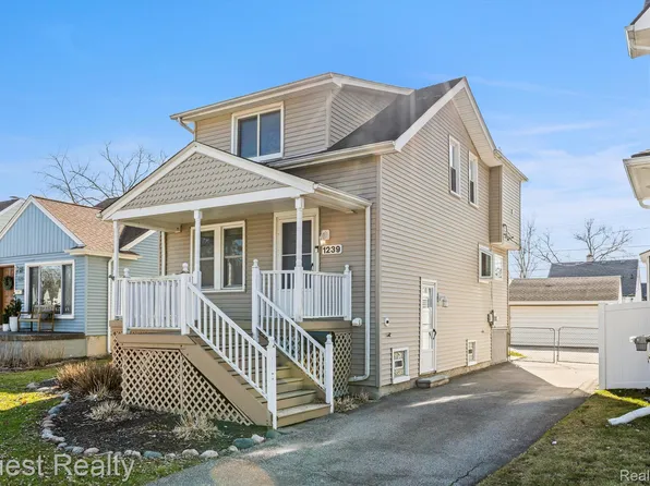 1239 Cambridge Rd, Berkley, MI 48072