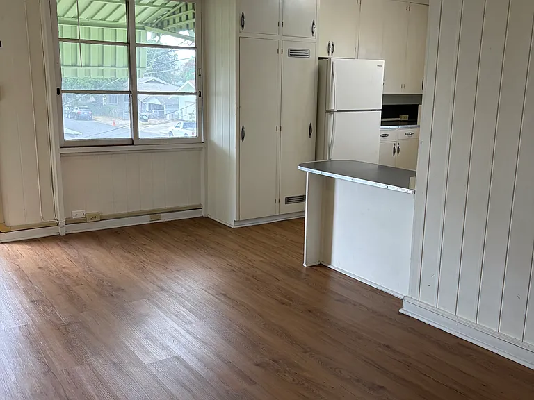 1929 Date St #1 — Photo 3
