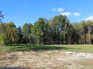 5 Stone Post Ln, North Yarmouth, ME 04097