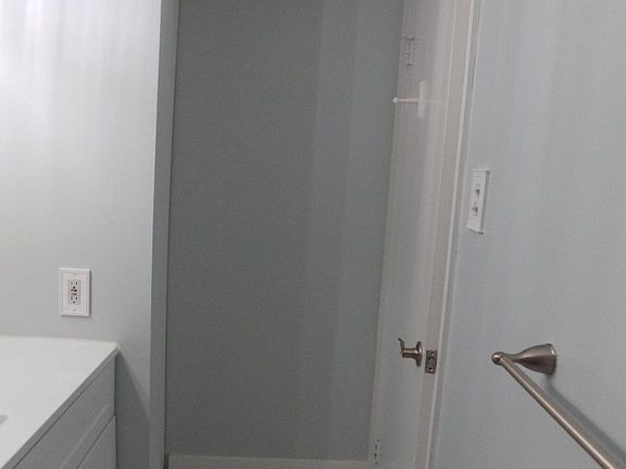 5th image of 106 Bancroft Rd #1G