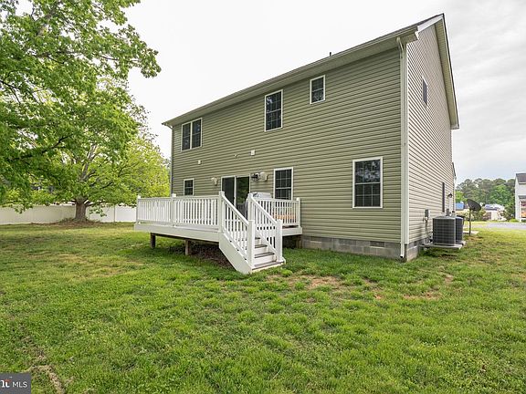 3rd image of 45220 Blue Water Ln