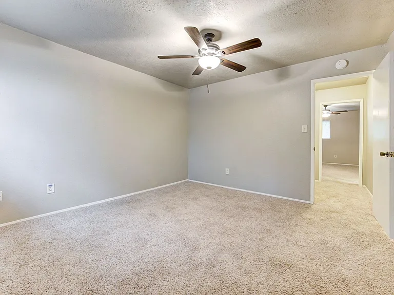 631 Welston Cir #631 — Photo 33