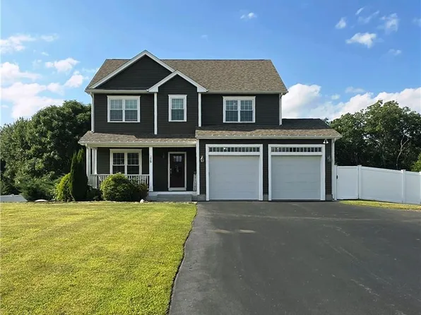 75 Crystal View Dr, Burrillville, RI 02859