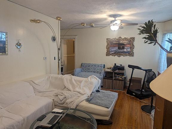 3rd image of 543-45 Meigs St #3