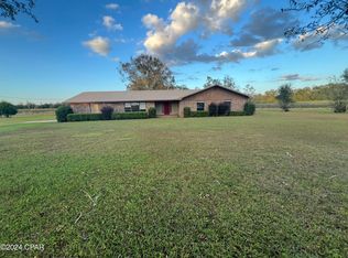 4070 Vallie Rd, Marianna, FL 32446