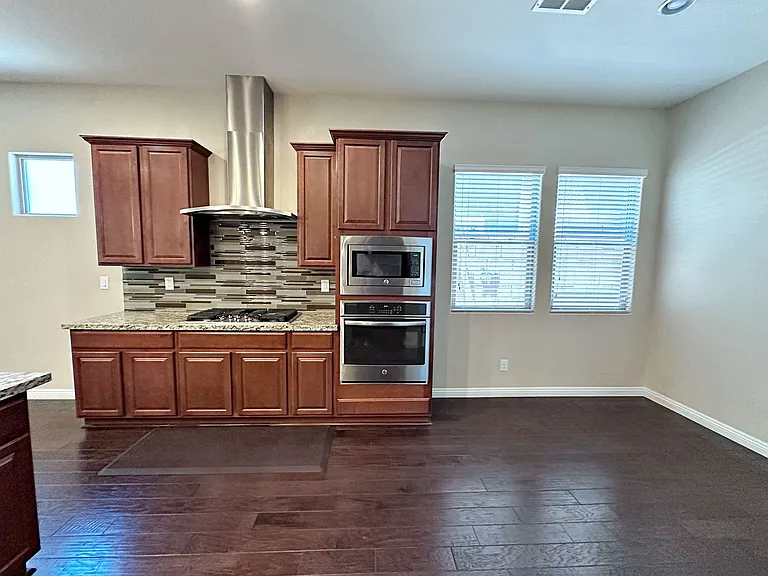 71 Newton Ridge Way — Photo 13