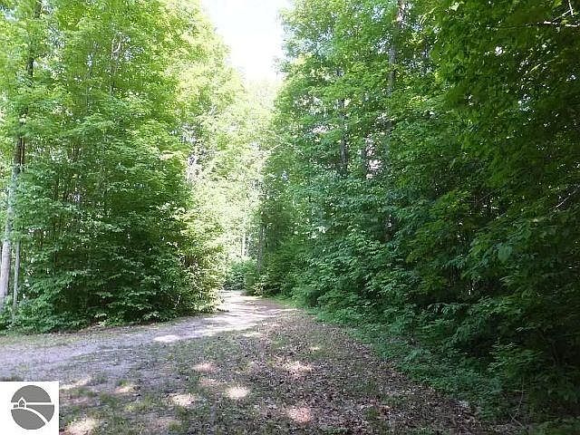 1st image of 2228 Northwoods Dr