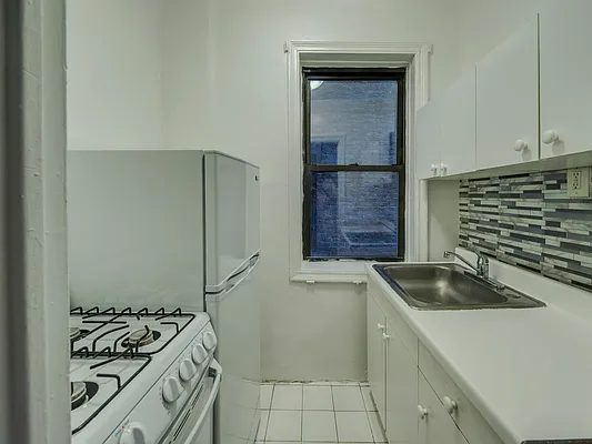 Rented by MNS | media 5