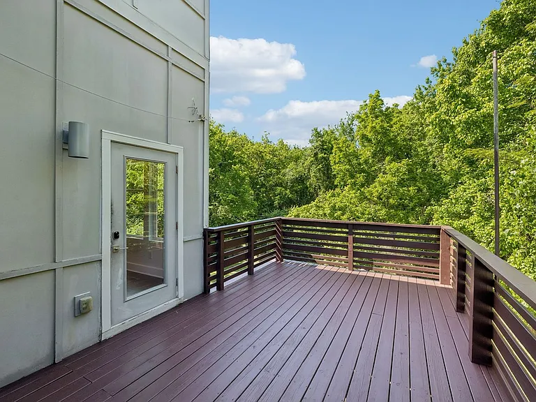 2320 Dalebrook Ct — Photo 43