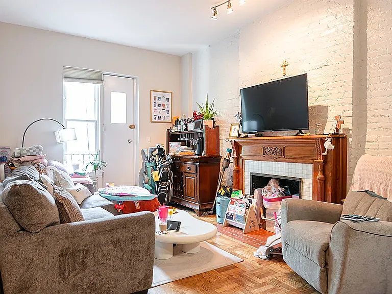 131 W 80th St #3B — Photo 3