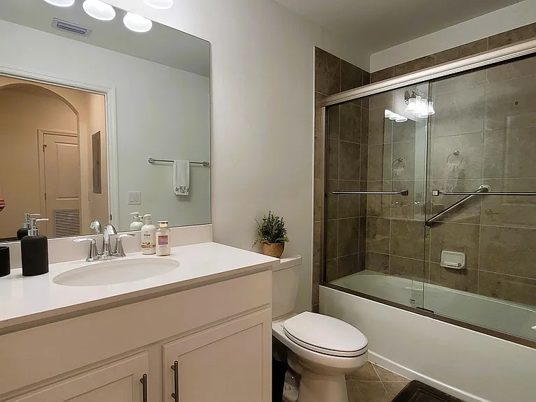 6034 National Blvd #537 — Photo 7