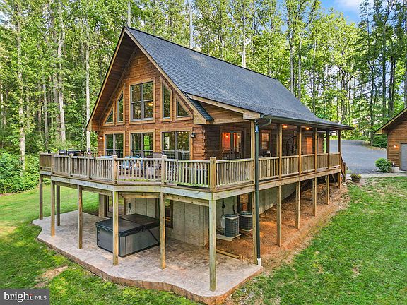 2nd image of 6040 Pignut Mountain Dr