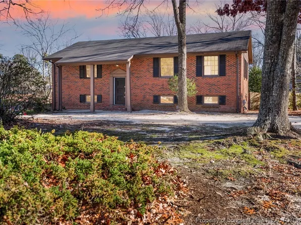 502 Bobwhite Ct, Fayetteville, NC 28303