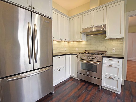 5th image of 110 Bayo Vista Ave