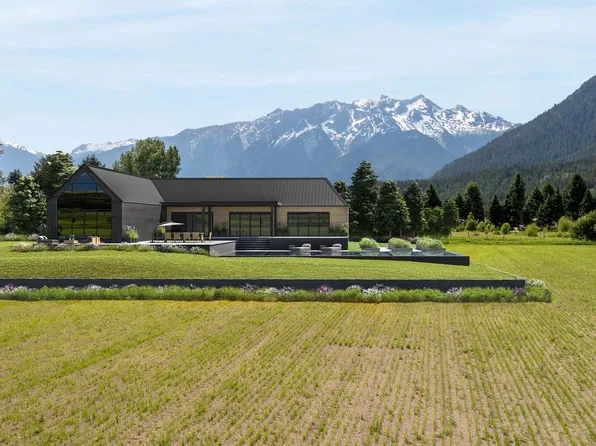 7631 Pemberton Meadows Rd, Squamish Lillooet, BC V0N 2L2