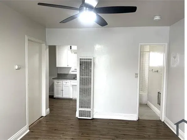 2111 W Florence Ave APT 5, Los Angeles, CA 90047