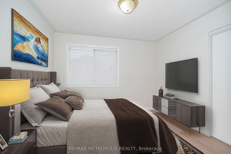Brampton House for rent - 4 Bedrooms — photo 7