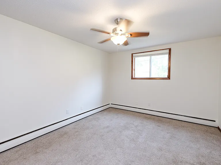 Randolph Avenue | 1743 — Photo 16