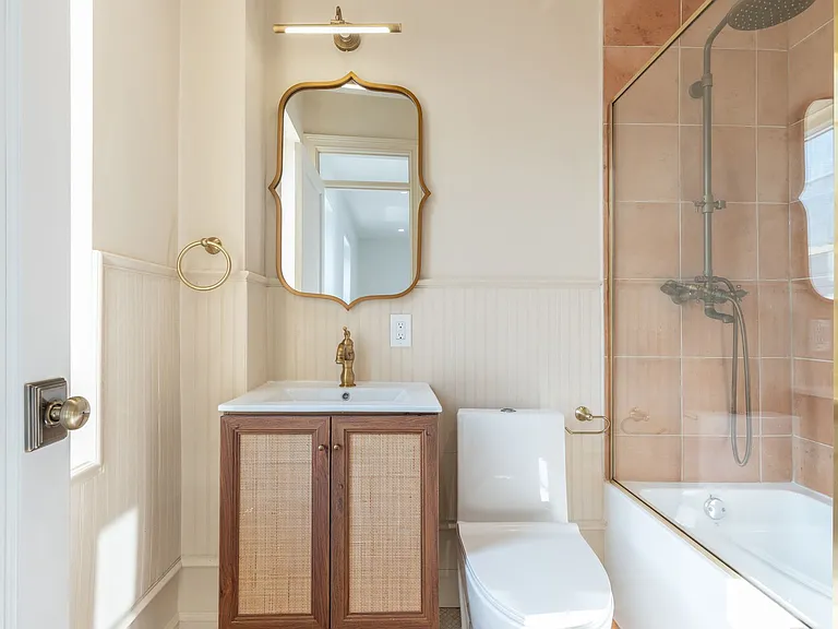 The Fairmount — Photo 14