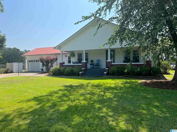 737 Armstrong Loop, Hayden, AL 35079
