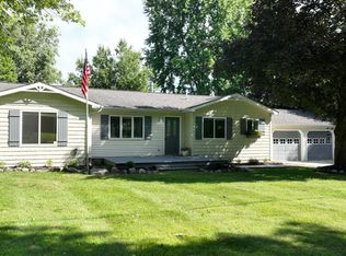 102 W Sawdust Corners Rd, Lapeer, MI 48446