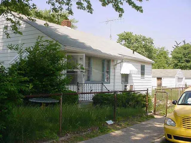 3556 W North St photo 1