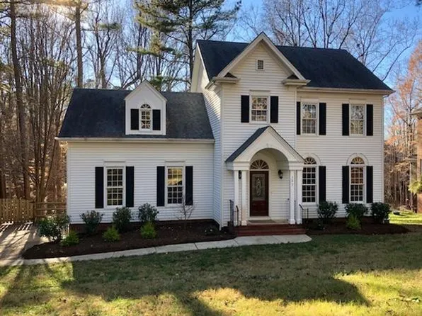 127 Windy Knoll Ln, Mooresville, NC 28117