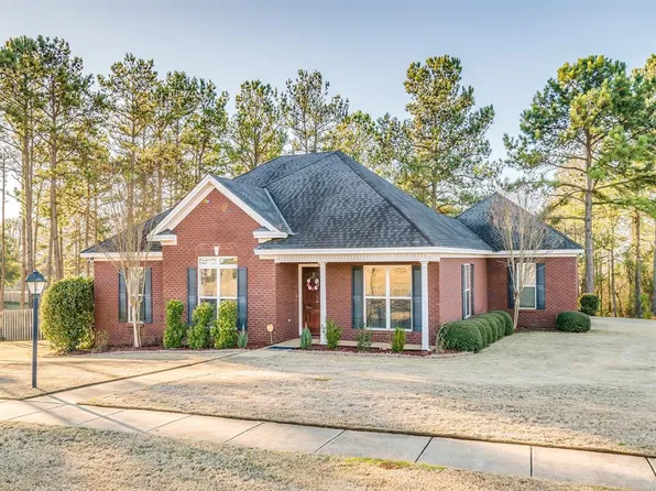 259 Village Trl, Wetumpka, AL 36093