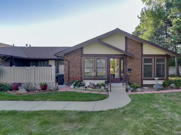 40554 Newport Dr, Plymouth, MI 48170