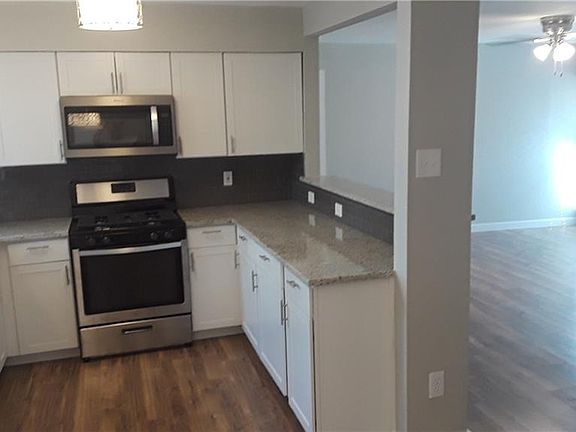 5th image of 5303 King Henry Dr