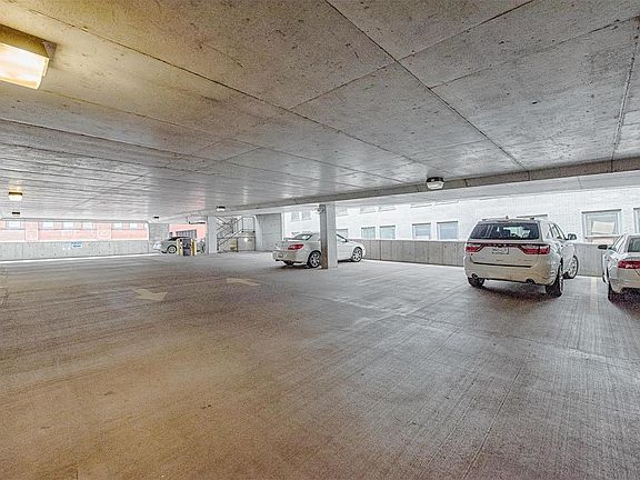 4th image of 314 N Broadway Ave #1403