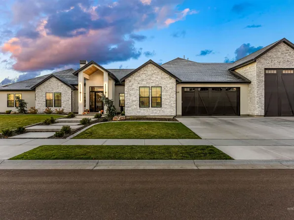 1631 W Kamet Ct, Nampa, ID 83686