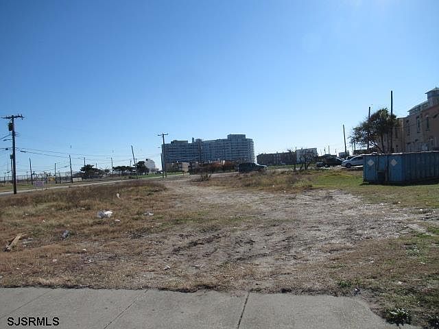 1st image of 208 Atlantic Ave