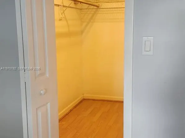 6503 Winfield Blvd, Margate, FL