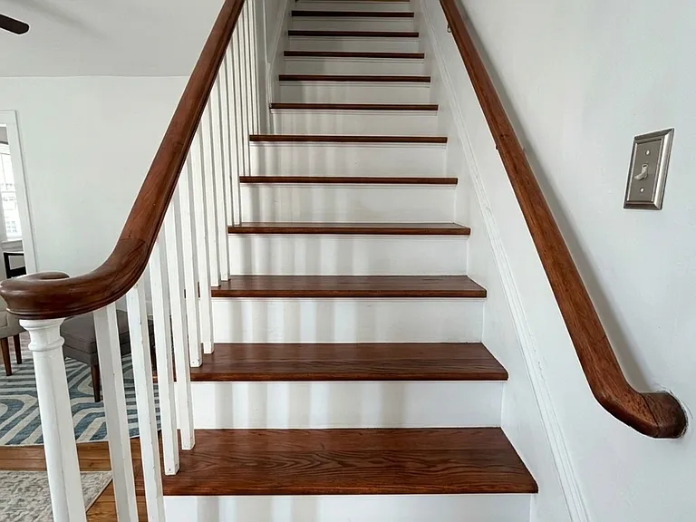 1st floor to 2nd floor stairs
