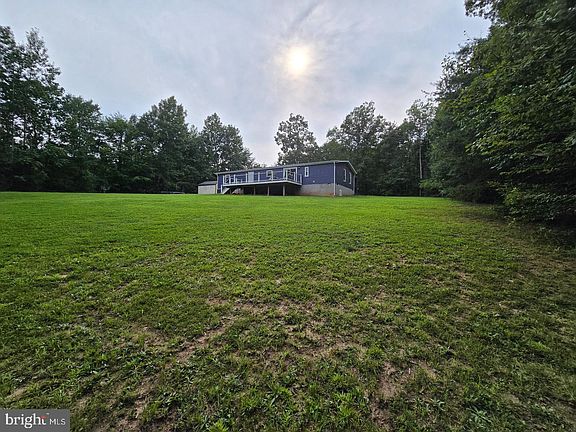 2nd image of 274 Centerville Rd