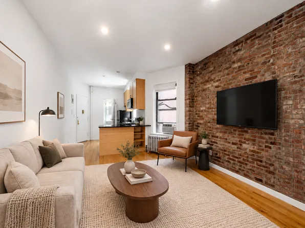 122 Ludlow St APT 3D, New York, NY 10002