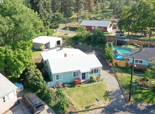 1504 W 12th St, The Dalles, OR 97058
