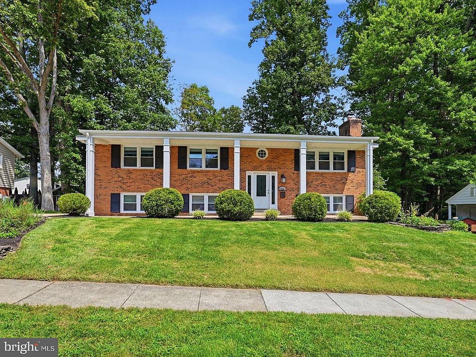 1st image of 3544 Queen Anne Dr
