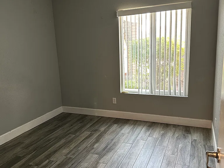 2203 W El Prado Rd — Photo 17