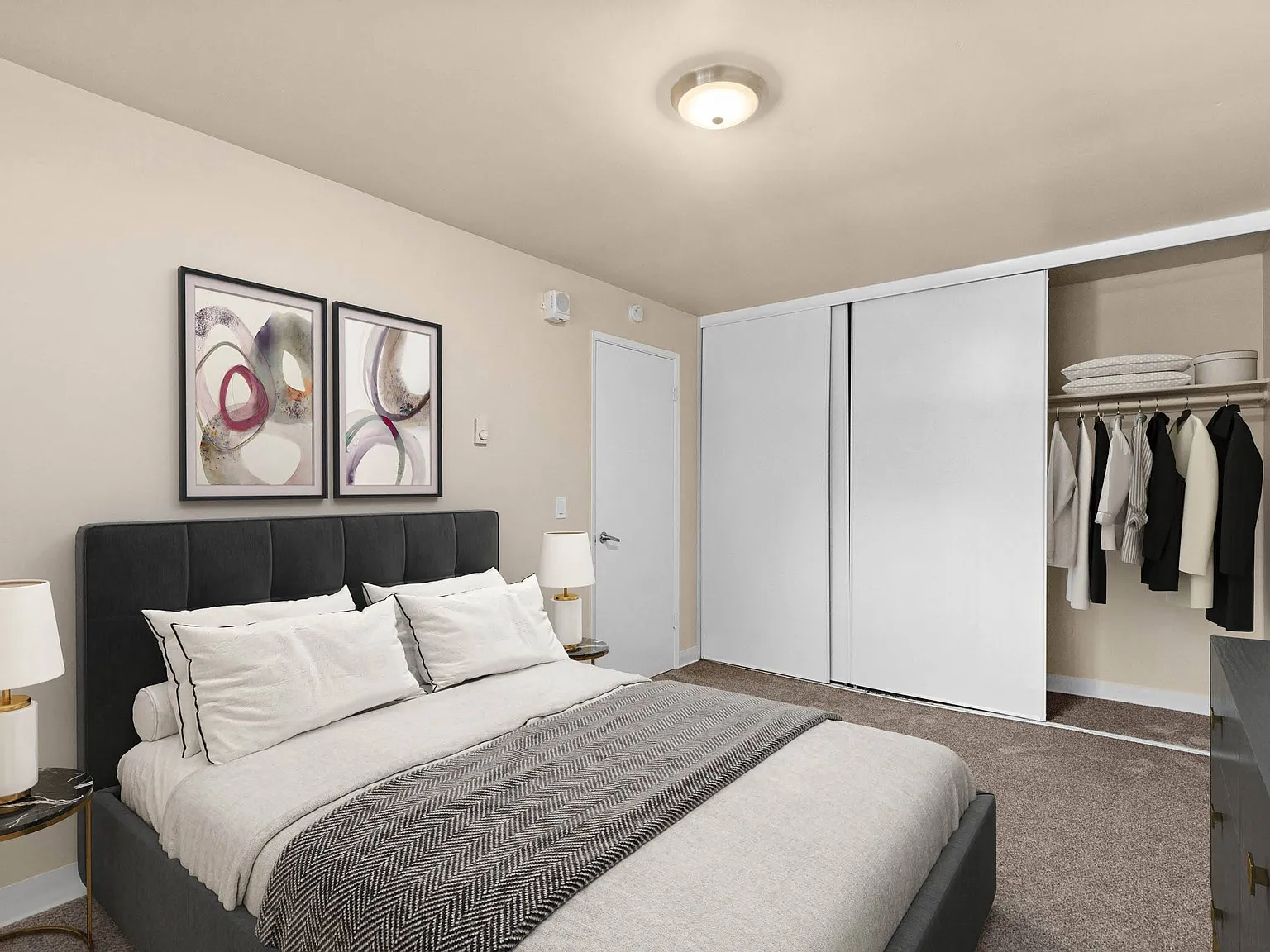 Bergen Apartments — Photo 4
