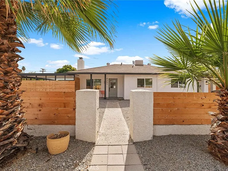 4351 E Calle De Carlos — Photo 7