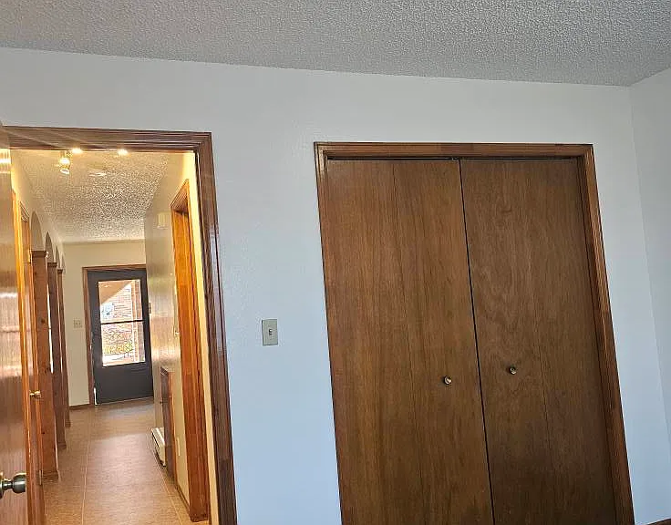 Chateau Villa Apartments — Photo 8