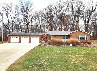 17234 Balltown Rd, Sherrill, IA 52073